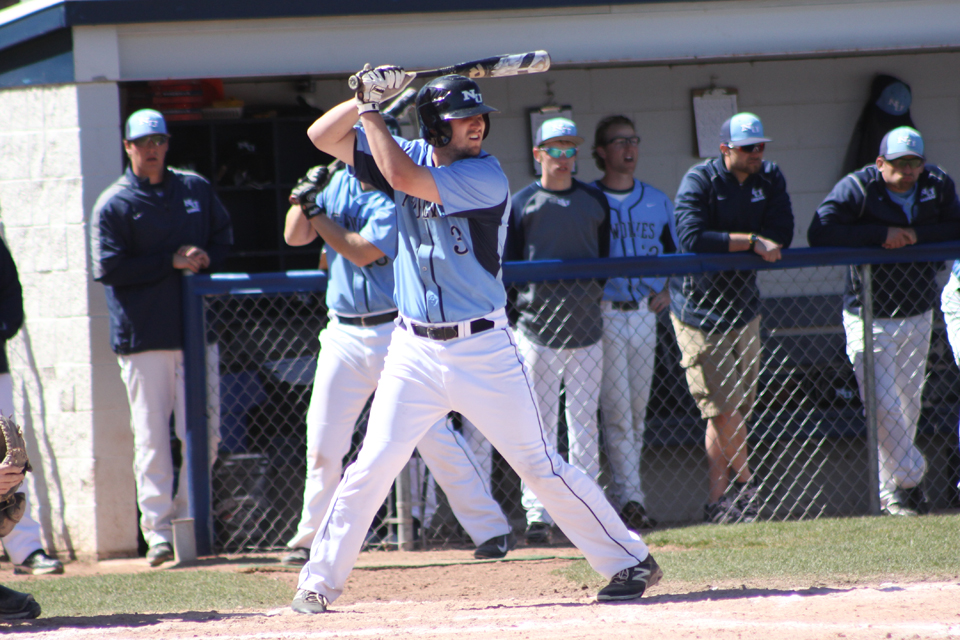 Baseball Drops Pair To Grand Valley State