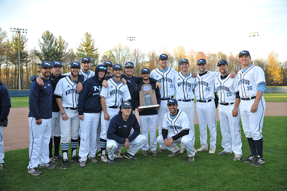 Baseball's Historic Season Named Midland Daily News' Top Local Story Of 2017