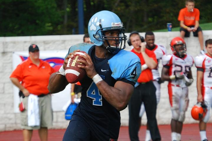 Football Earns 49-14 Win At Notre Dame (OH)