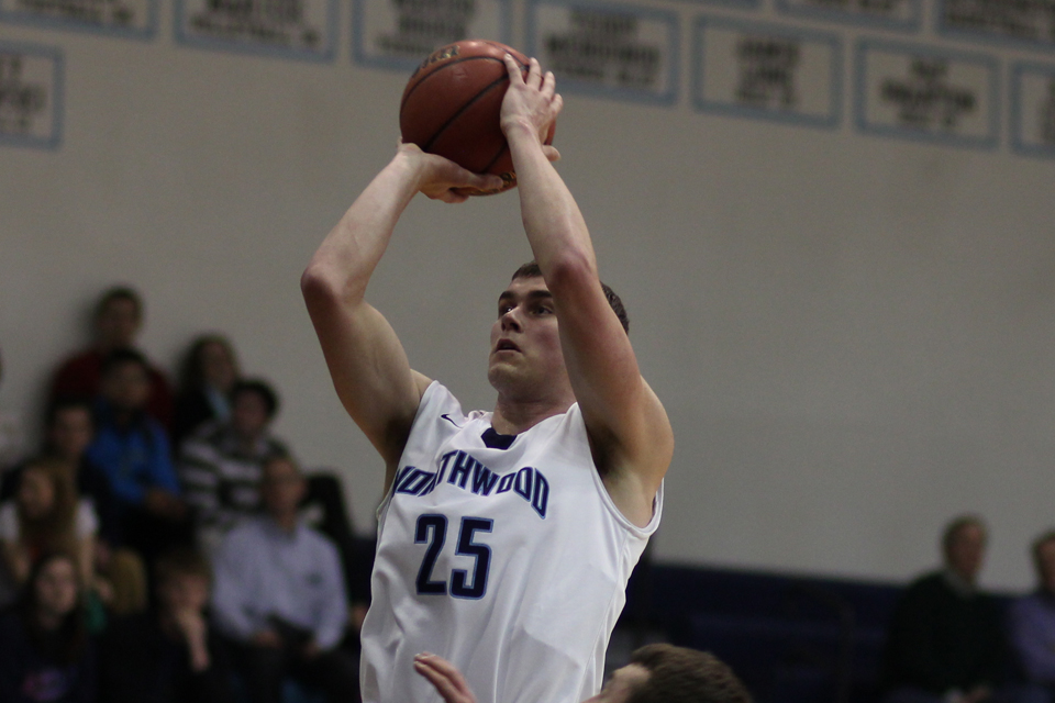 Men's Basketball Falls To Michigan Tech 73-44