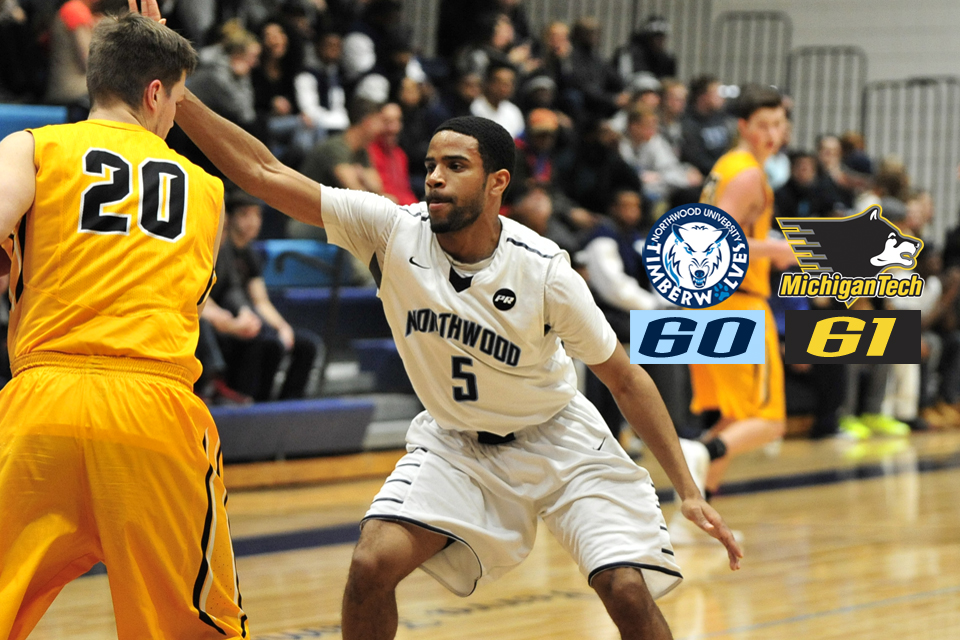 Men's Basketball Falls To Michigan Tech 61-60