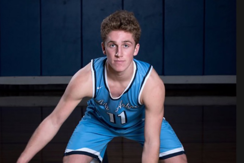 Men's Basketball Inks Jack Ammerman To Letter Of Intent