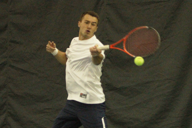 Men's Tennis Defeats Findlay 7-2