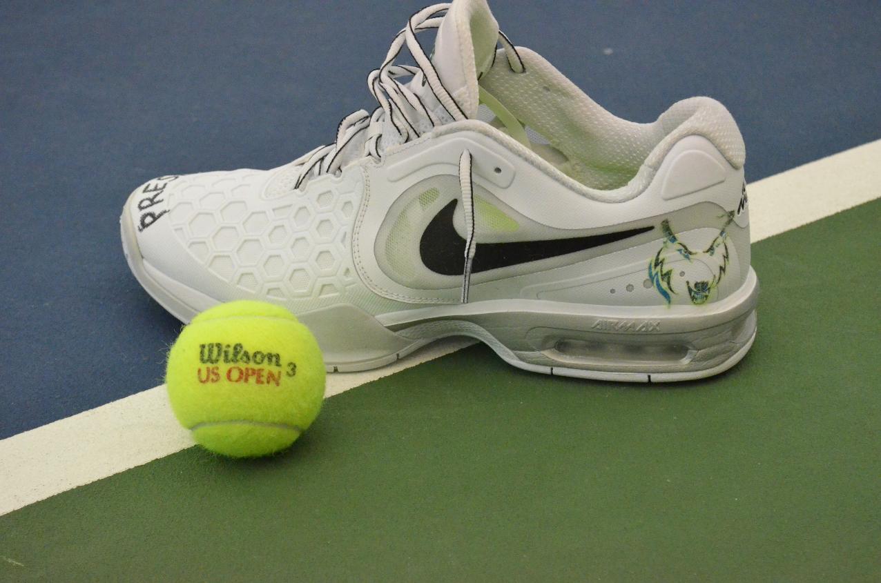 Men's Tennis Falls To No. 9 Lynn 8-1