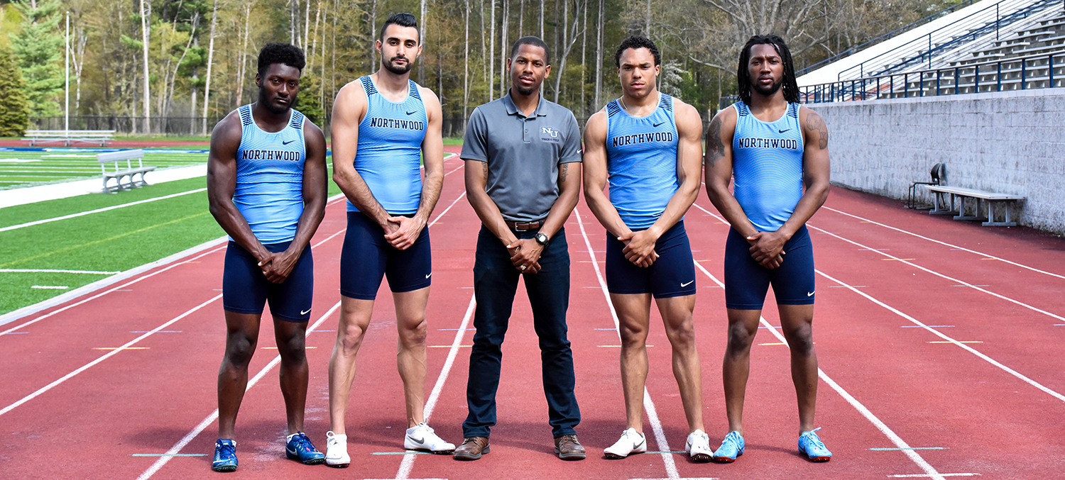 Andrew Davis, Rami Gharsalli, Head Coach Michael Roberts, Mason Phillips, and Austin Hamlet