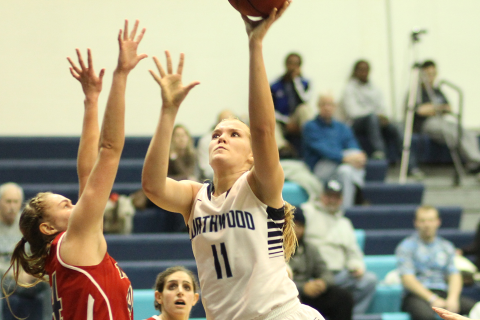 Women's Basketball Defeats Lake Superior State 69-54