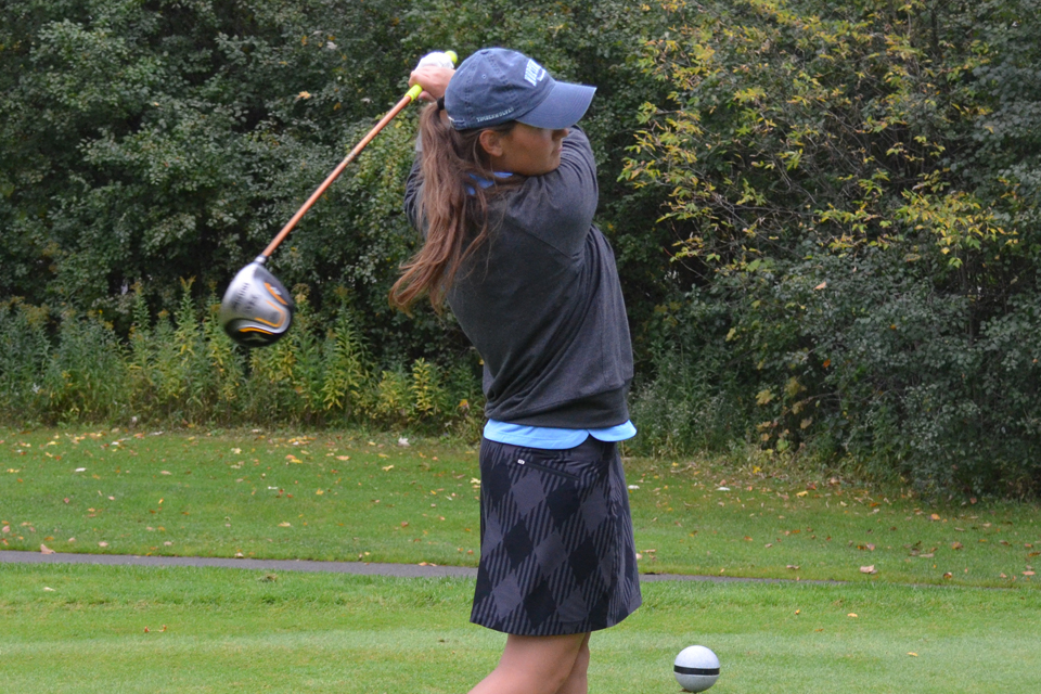 Women's Golf Wins Tiffin Bash At The Beach