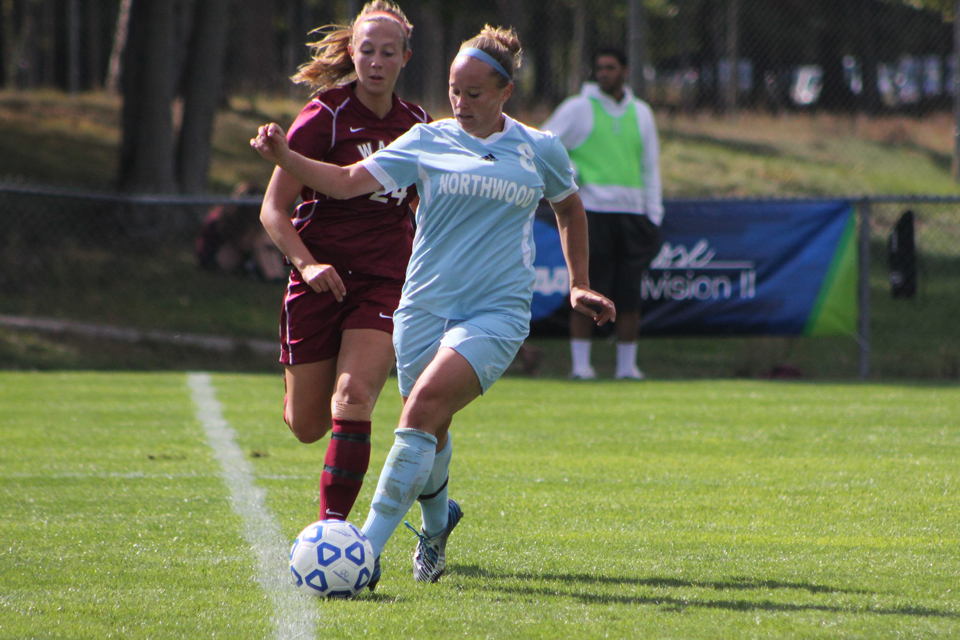 Women's Soccer Defeats Walsh 2-1
