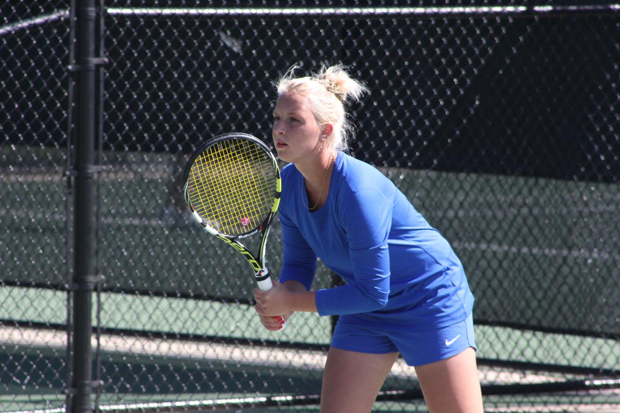 Women's Tennis Defeats Grand Valley State 6-3